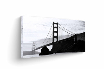 Golden Gate Bridge en noir et blanc